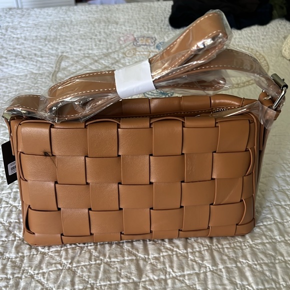 Tan crossbody bag - Picture 2 of 3